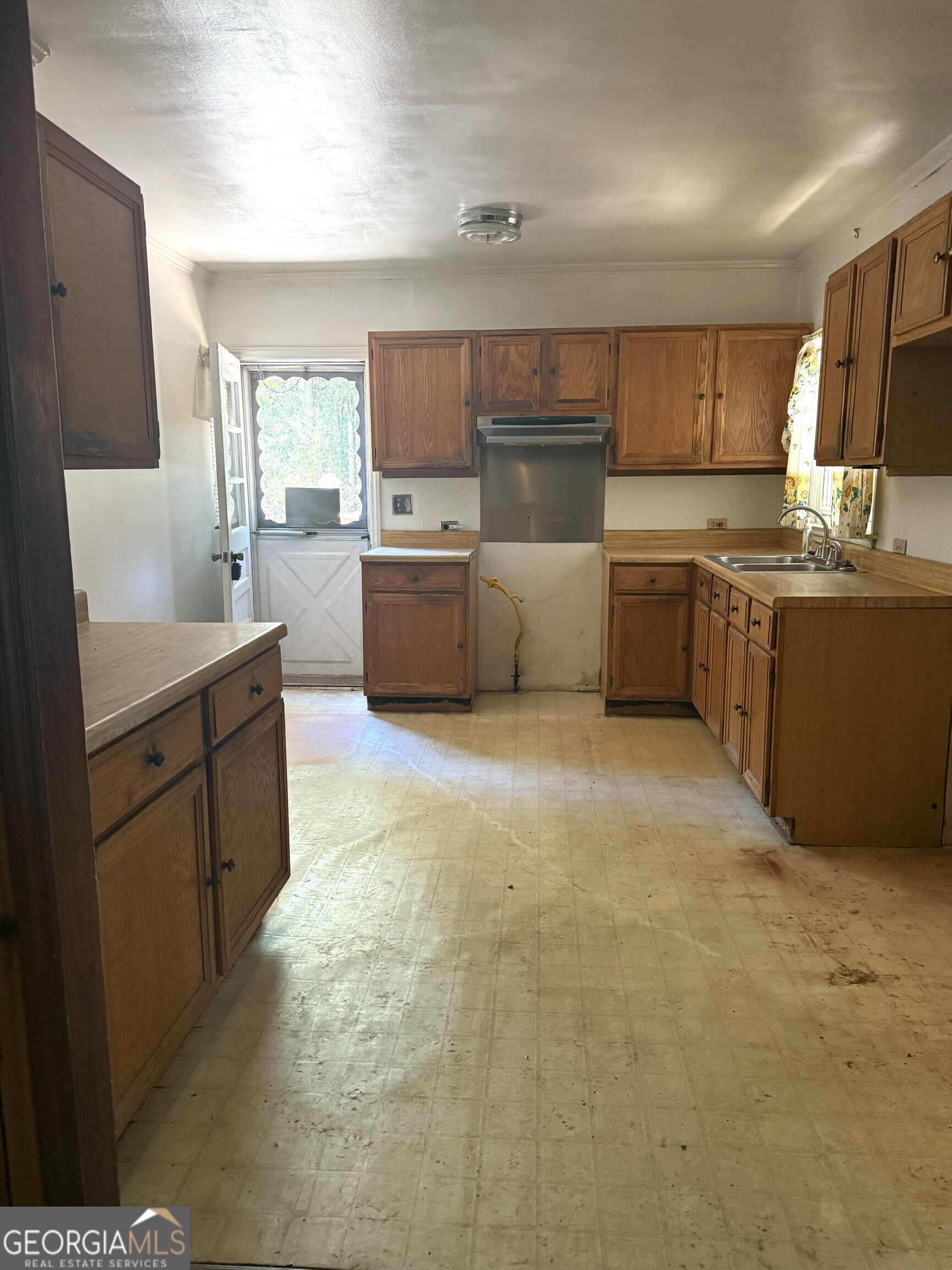 1380 Highway 72 E Property Photo 4