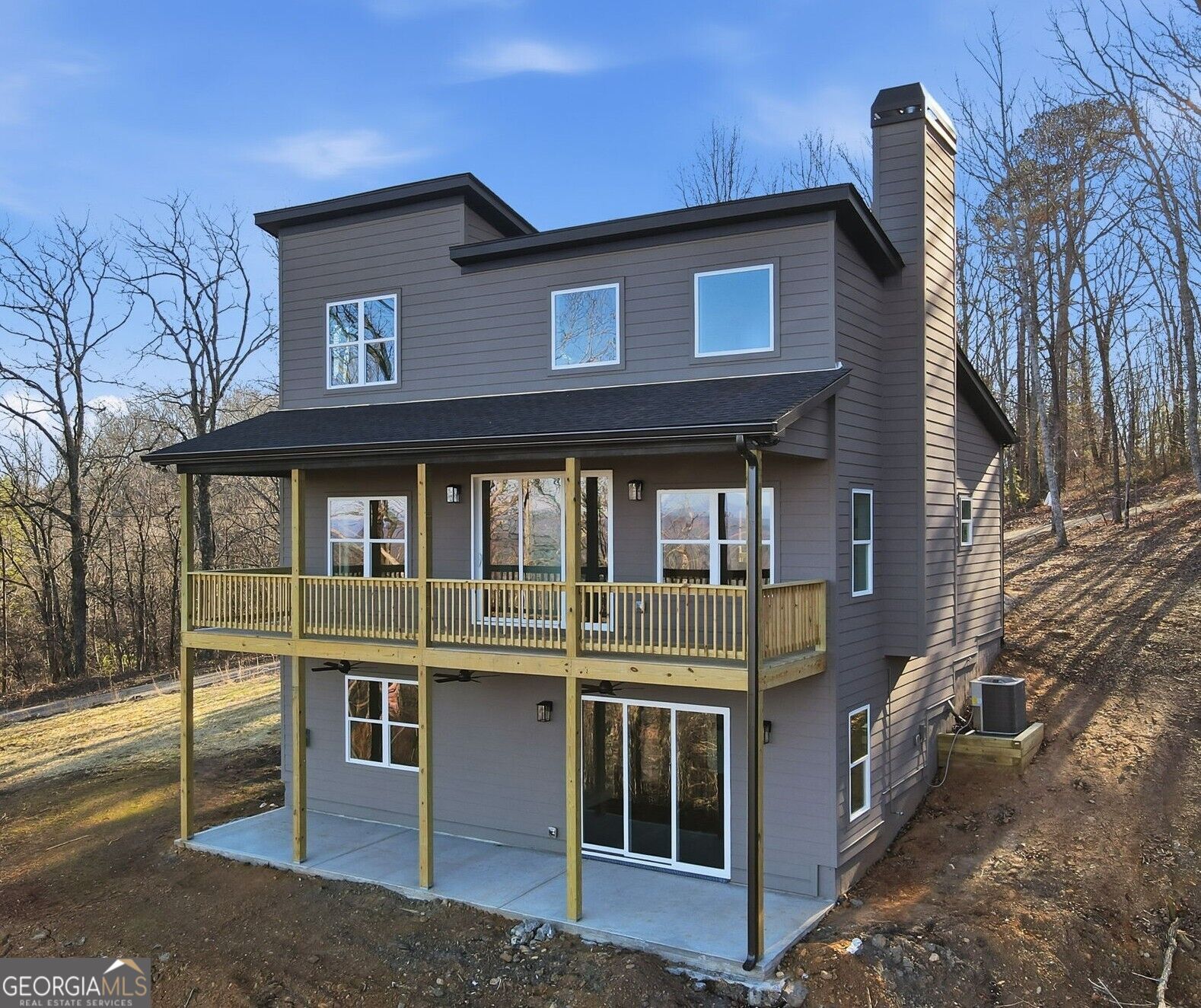 1176 Jewel Court NE Property Photo 1