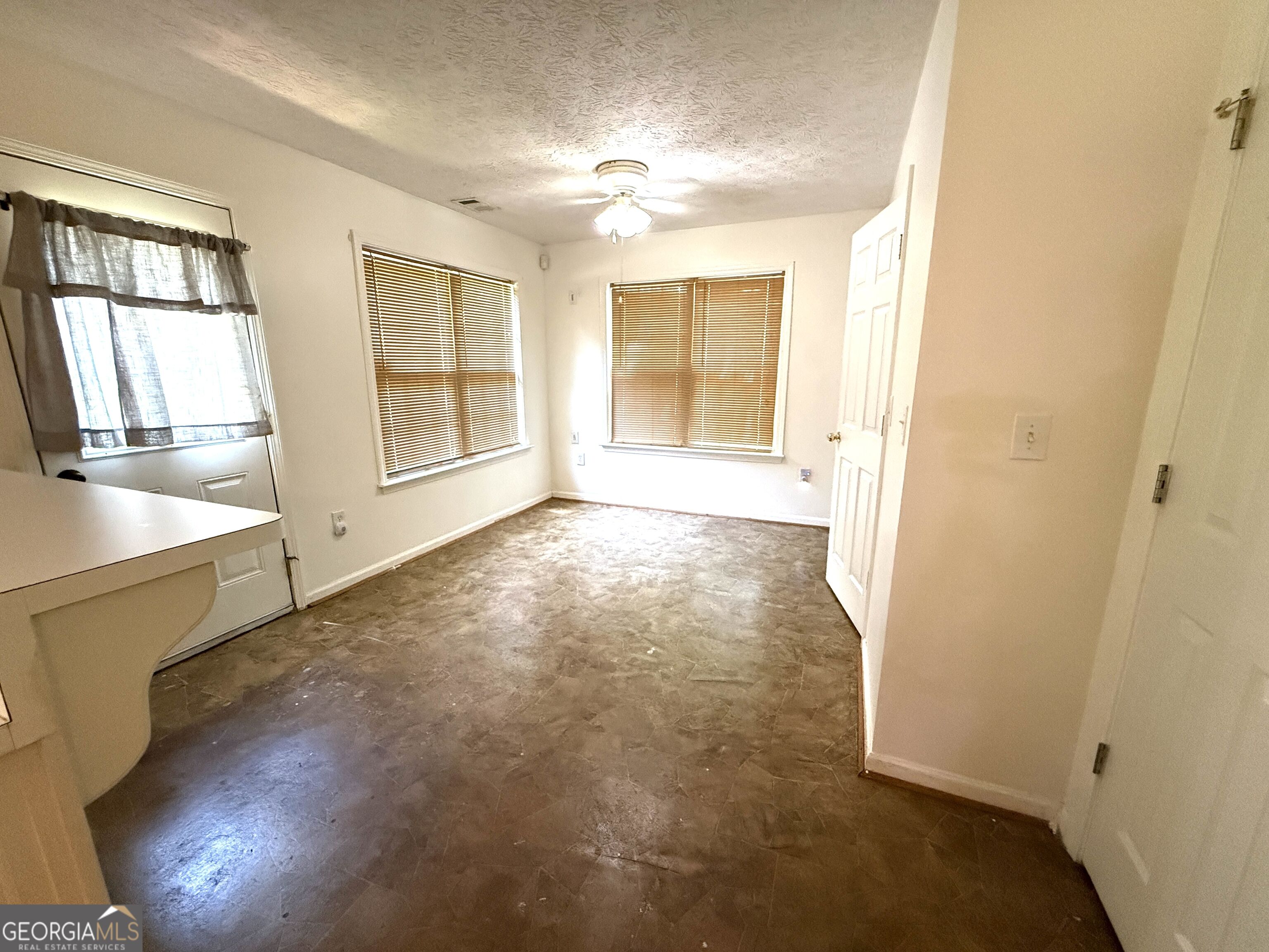 25 Brookstone Court Property Photo 5