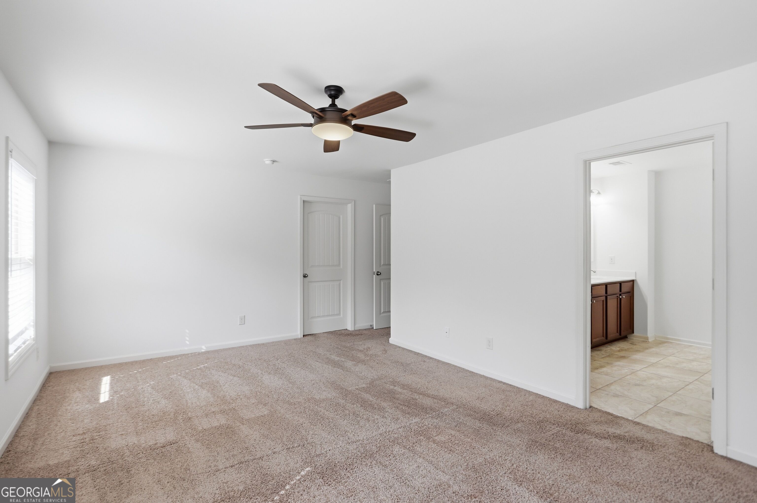 272 Shaw Drive Property Photo 4