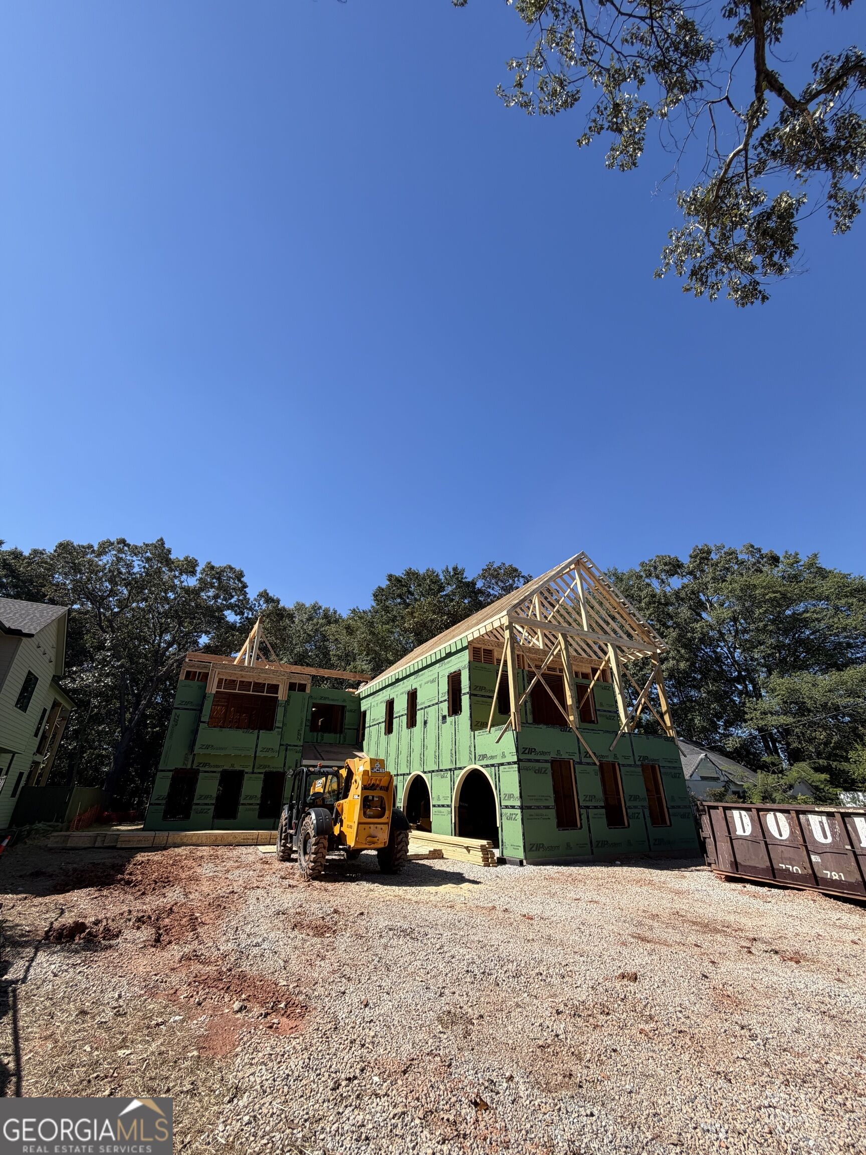 996 Sycamore Drive Property Photo 1