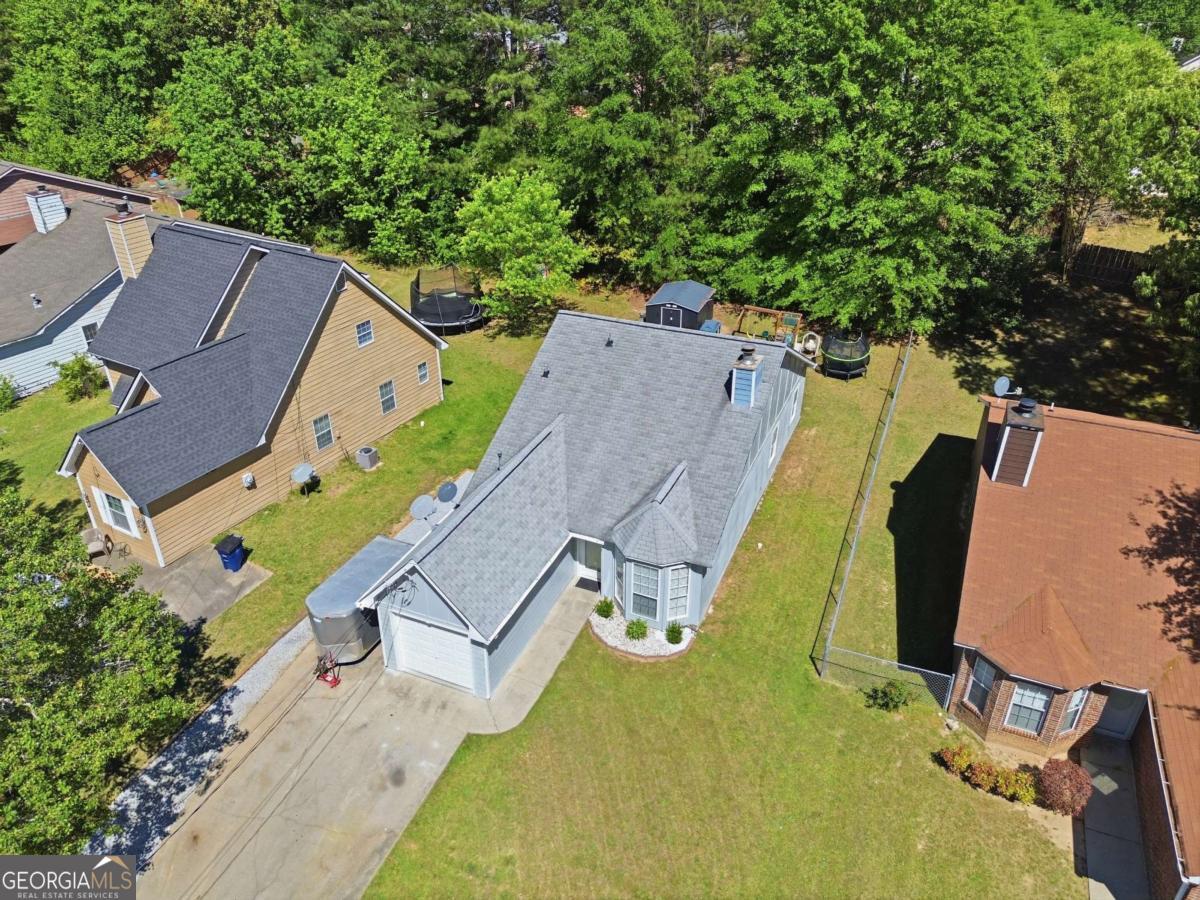 8048 Fieldstream Way Property Photo 1