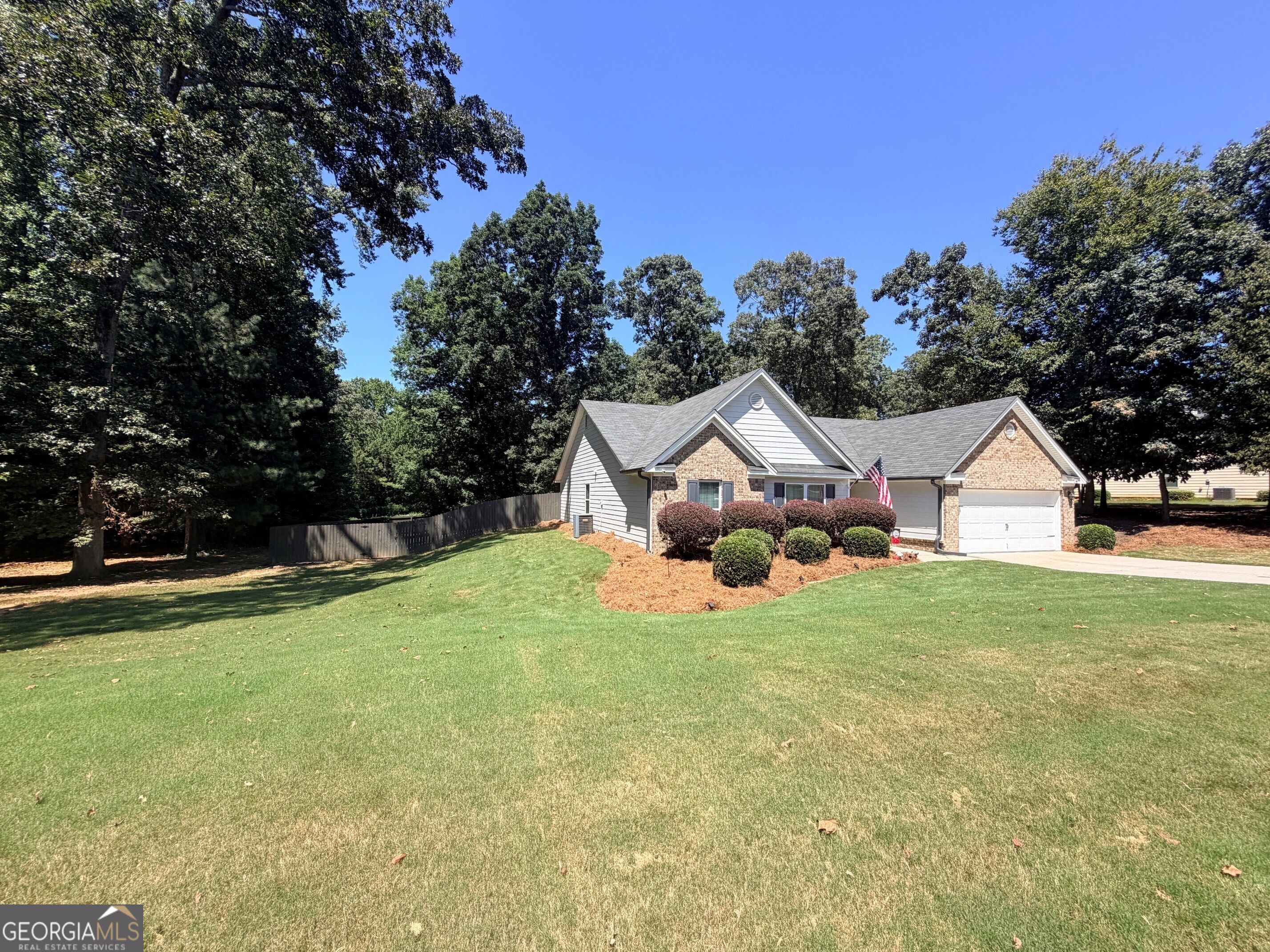 1750 Satilla Drive Property Photo 2