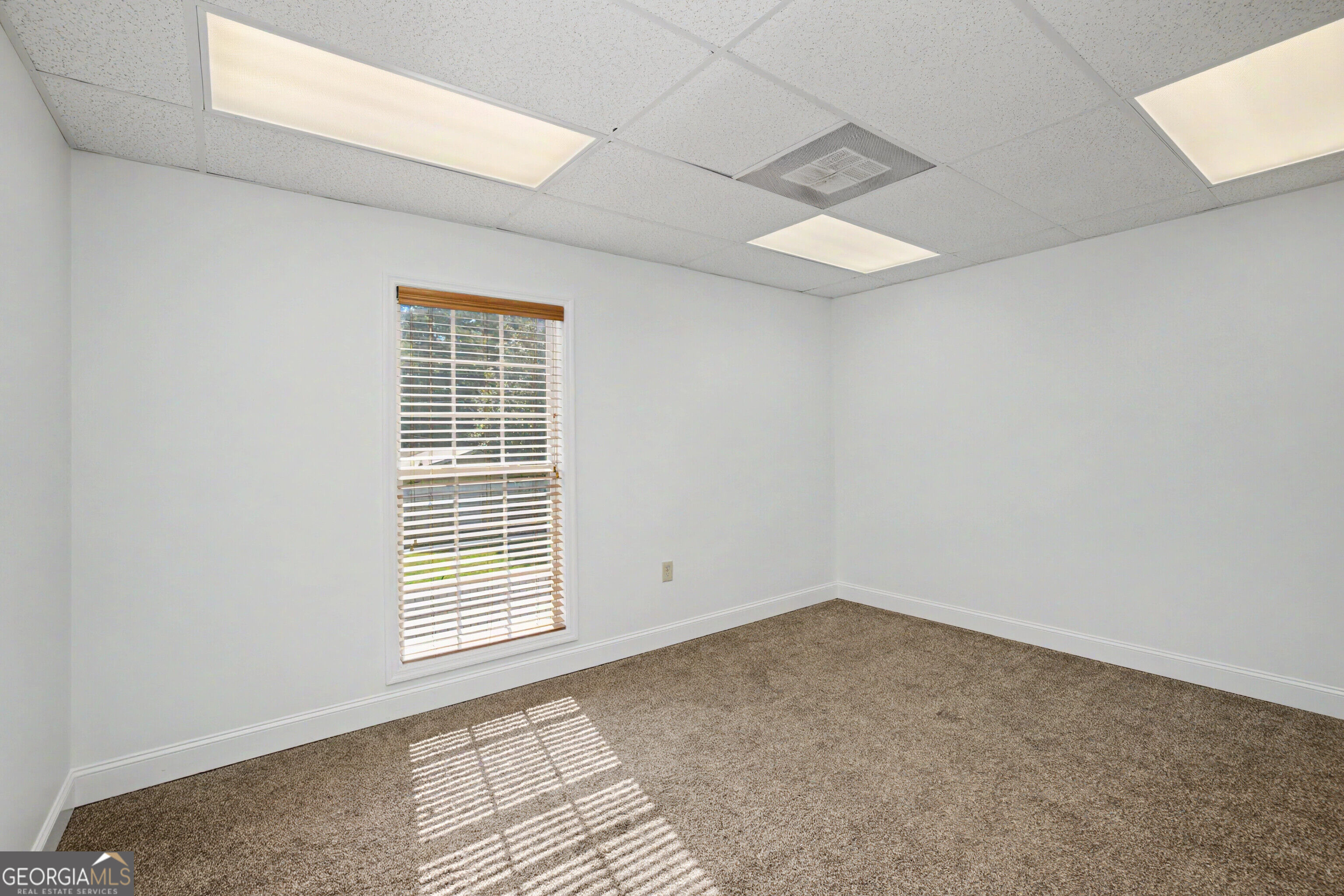 139 W Ellis Road Property Photo 23