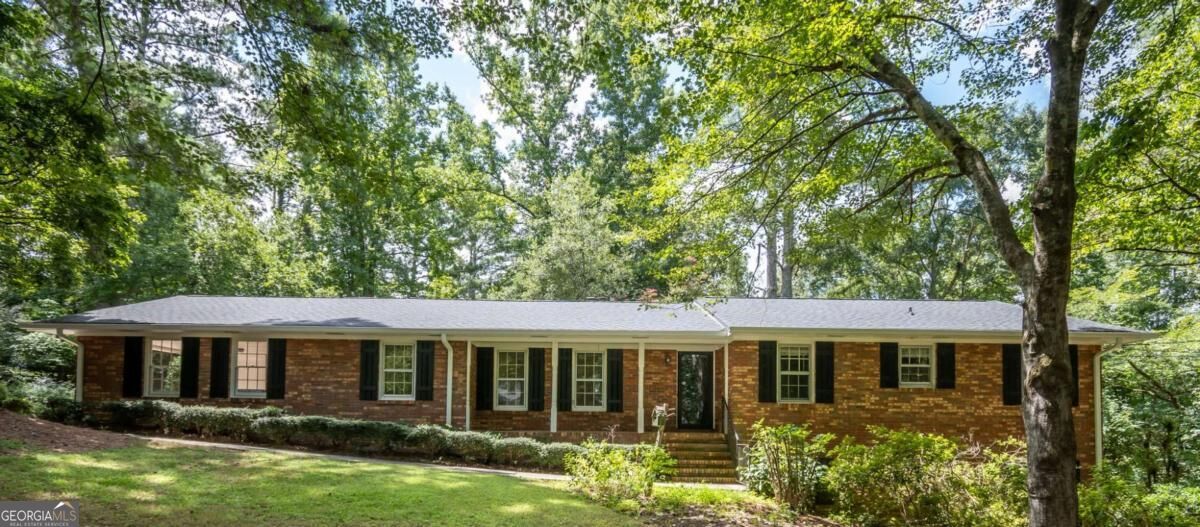 135 Old Fort Road Property Photo 1