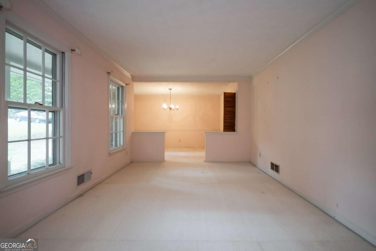 135 Old Fort Road Property Photo 8