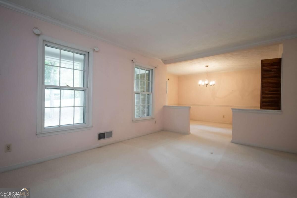 135 Old Fort Road Property Photo 9