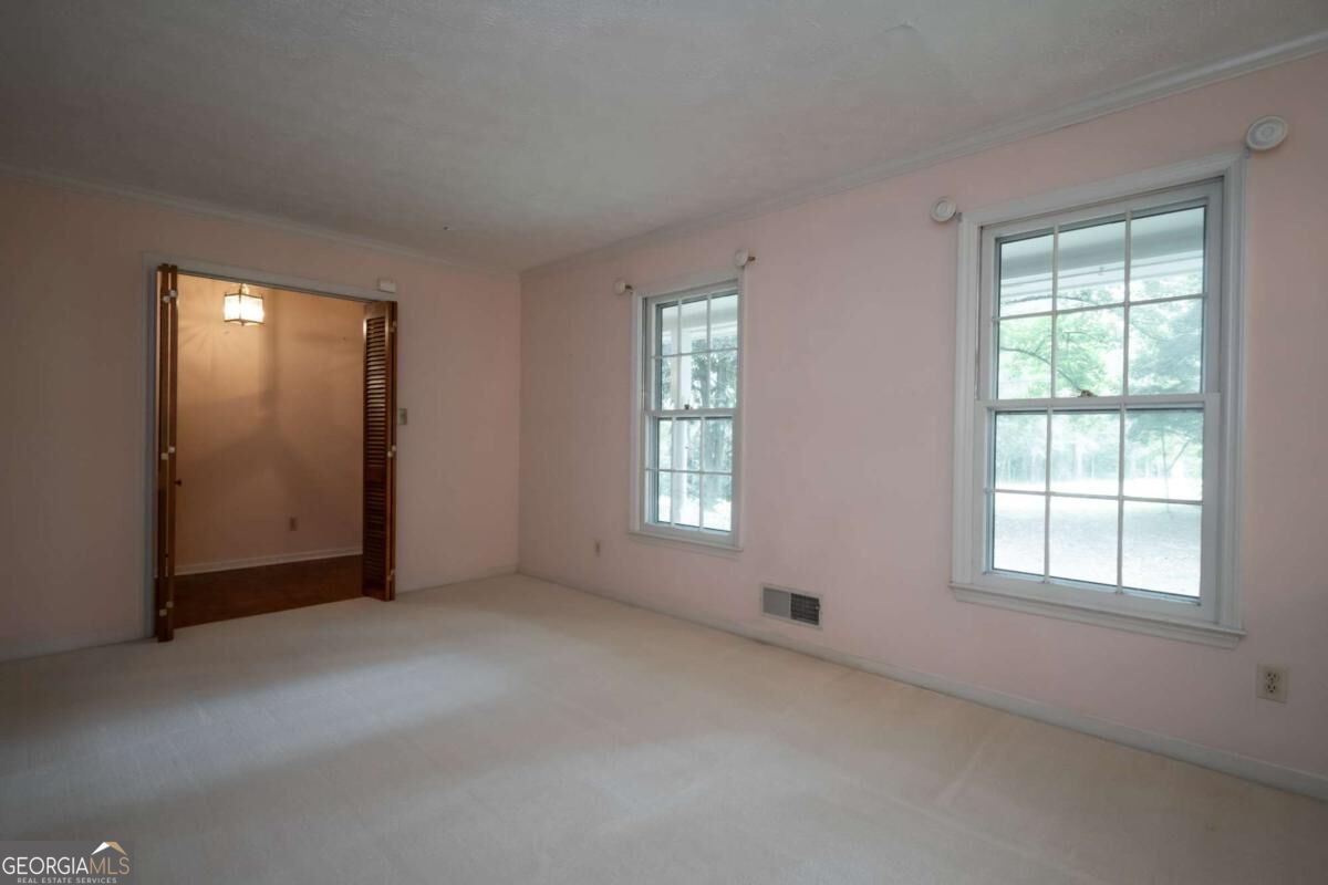 135 Old Fort Road Property Photo 10
