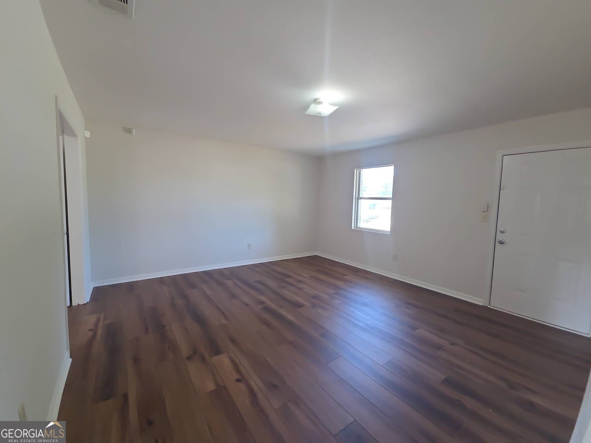 1812 Empress Avenue Property Photo 3