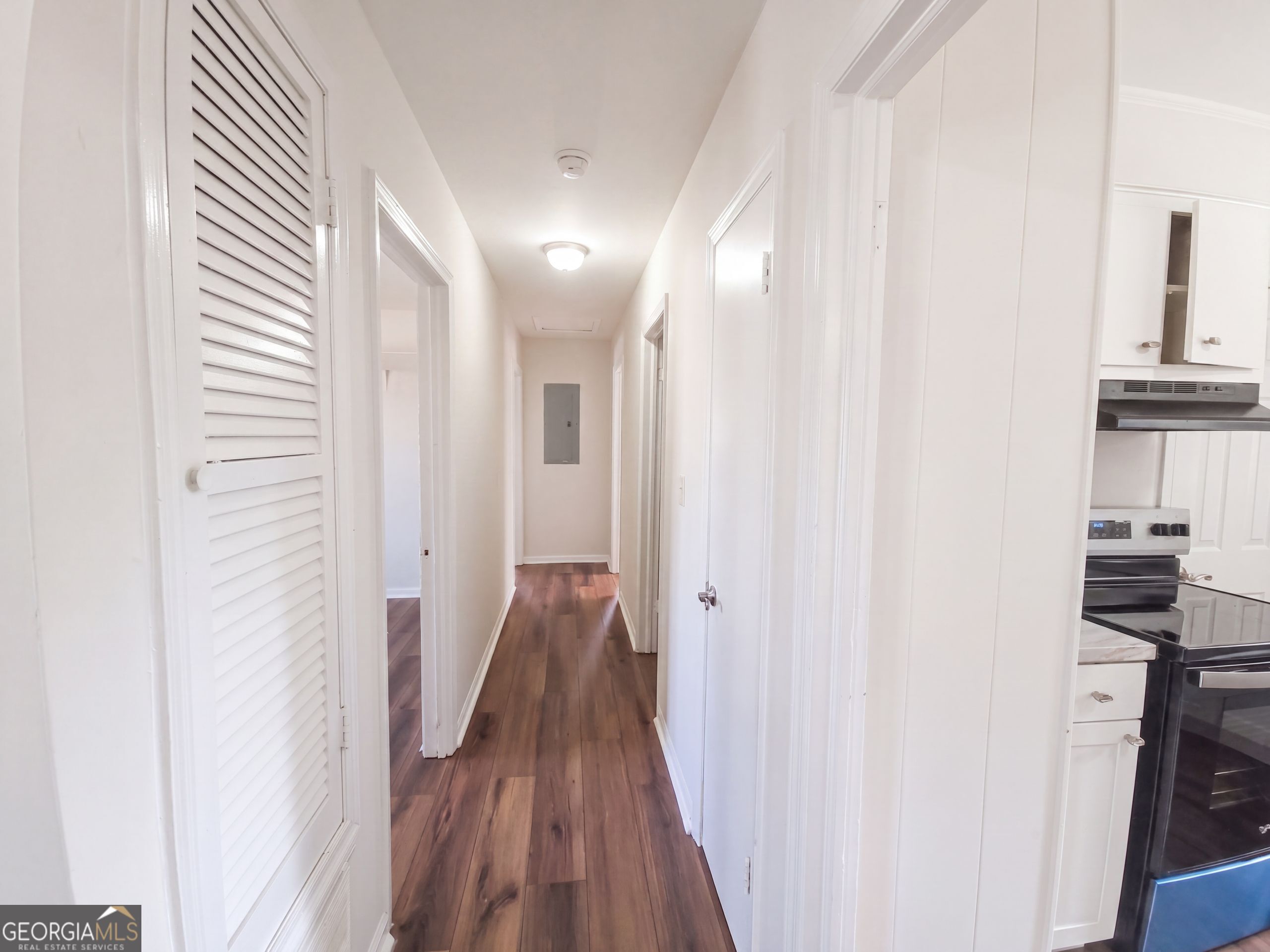 1812 Empress Avenue Property Photo 6