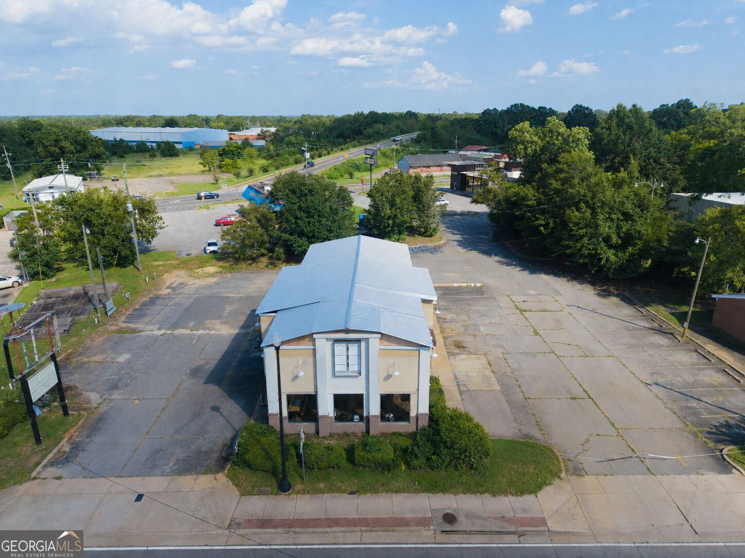 210 N Camellia Boulevard Property Photo 1
