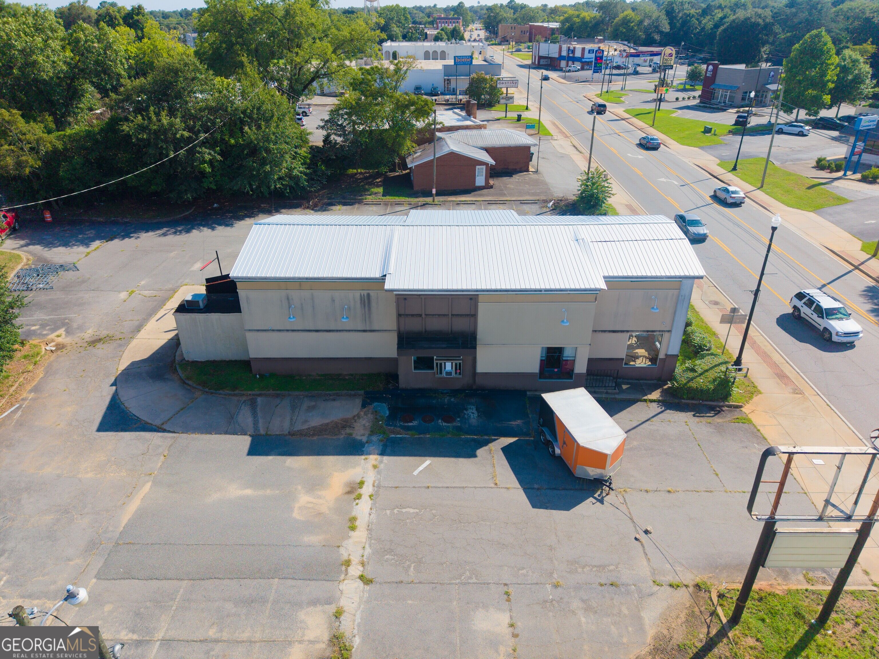210 N Camellia Boulevard Property Photo 6