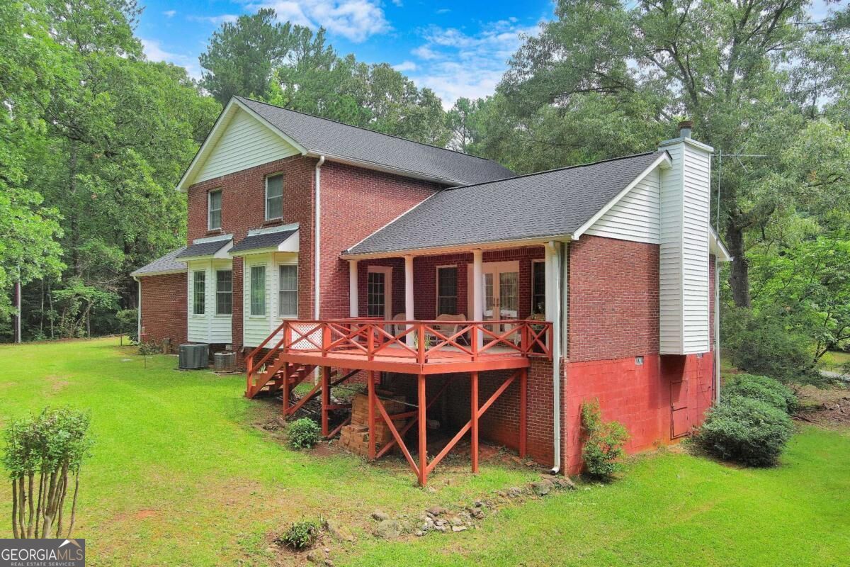 240 Riverview Road Property Photo 6