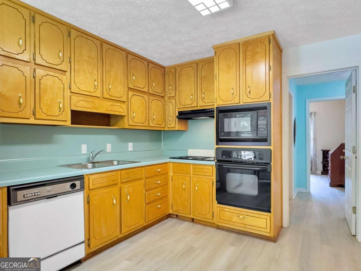 240 Riverview Road Property Photo 32