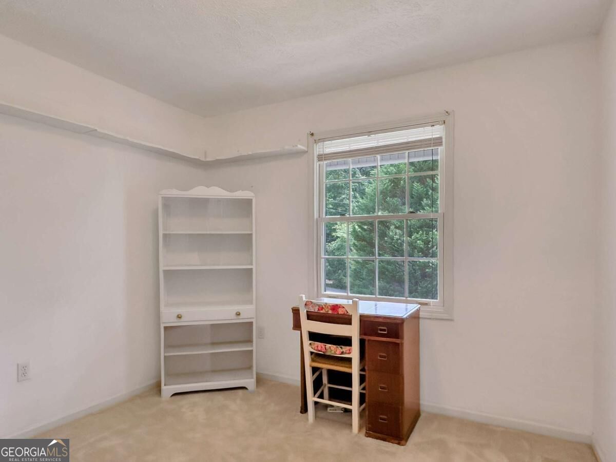 240 Riverview Road Property Photo 36
