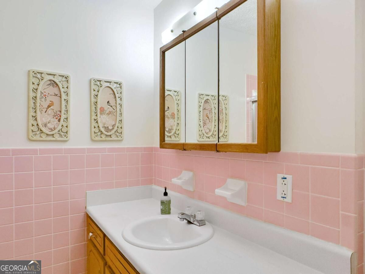 240 Riverview Road Property Photo 50
