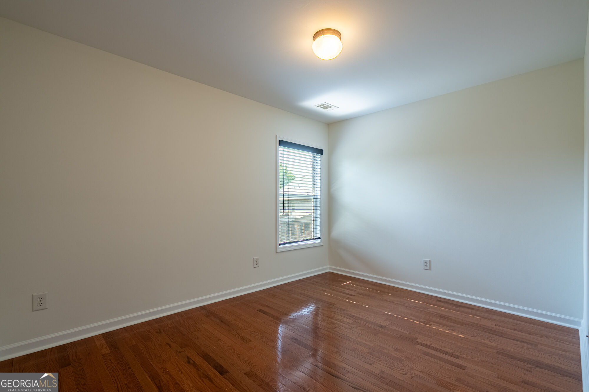 5621 Cobblestone Creek Avenue # 14 Property Photo 13