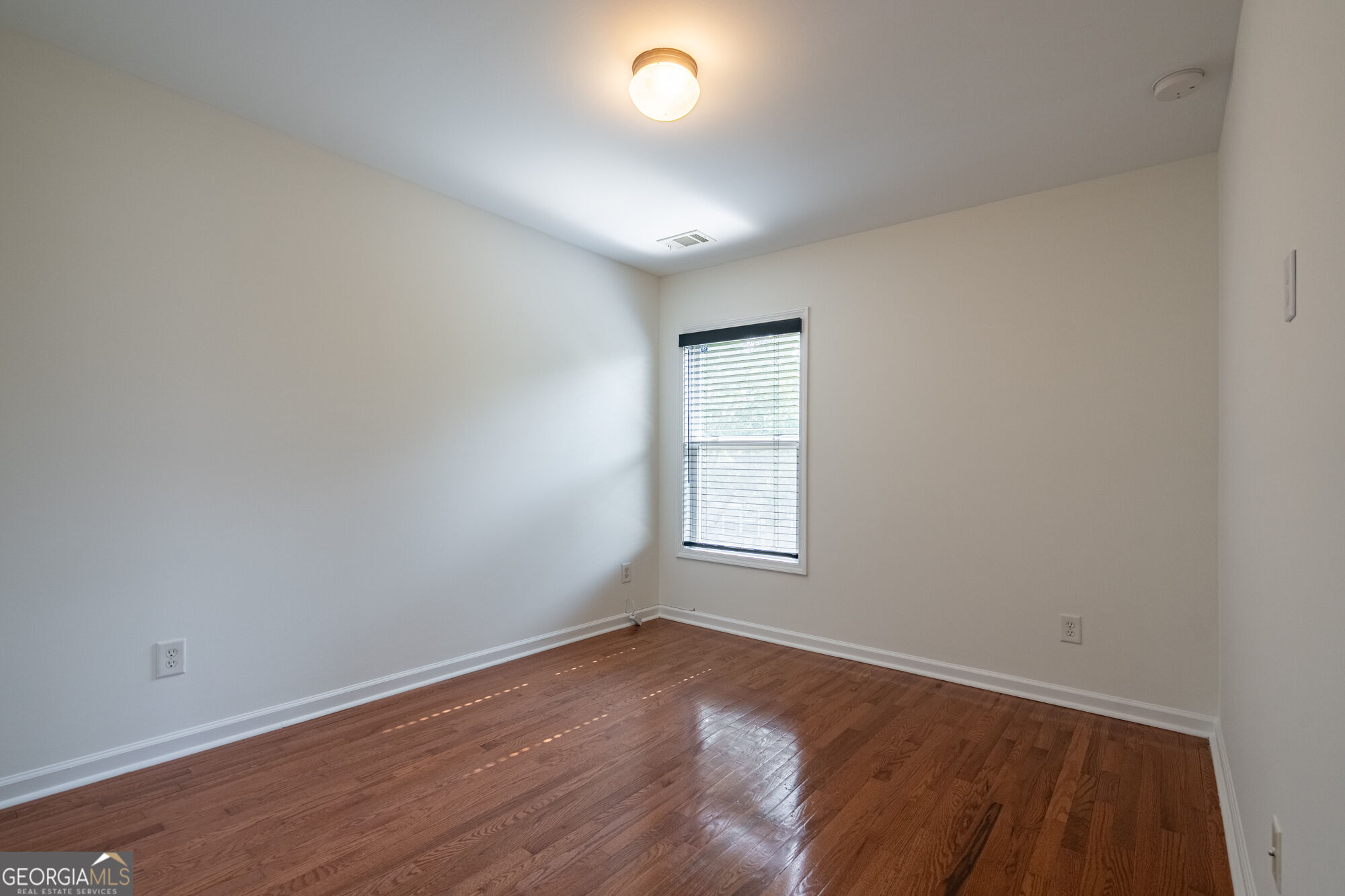 5621 Cobblestone Creek Avenue # 14 Property Photo 16