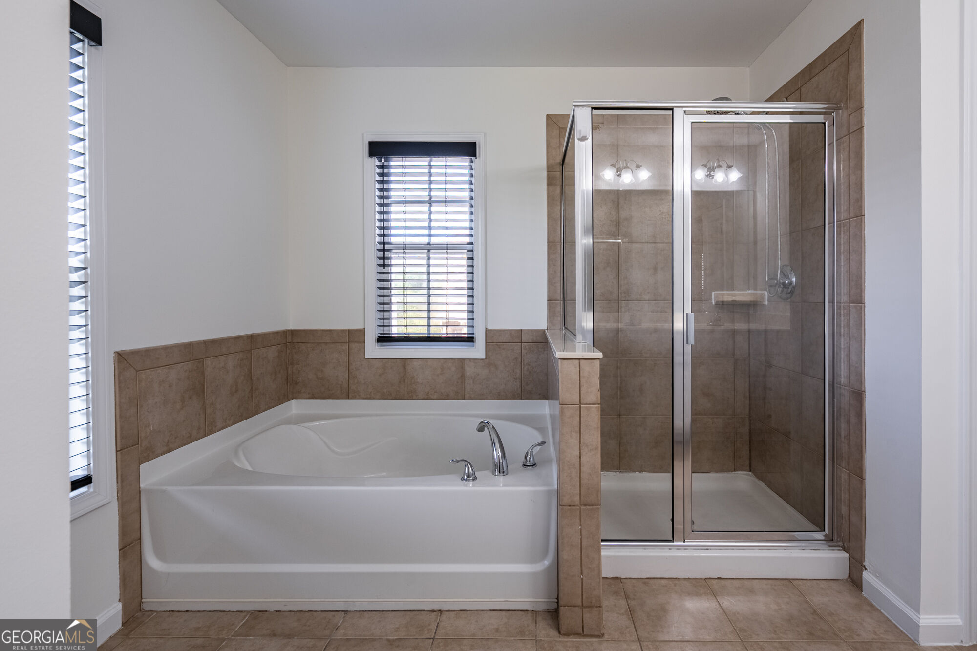 5621 Cobblestone Creek Avenue # 14 Property Photo 22