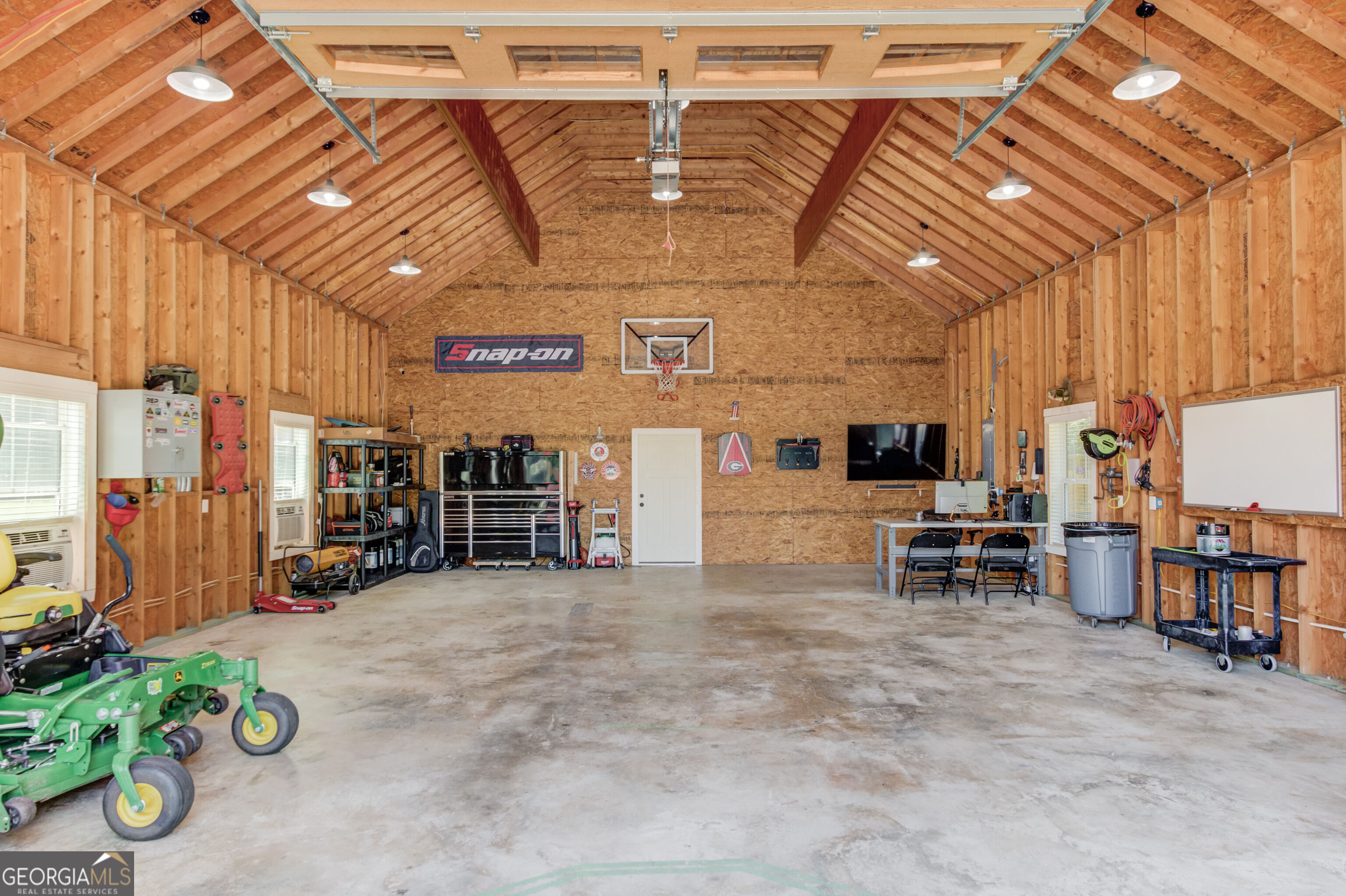 1092 Stewart Road Property Photo 61