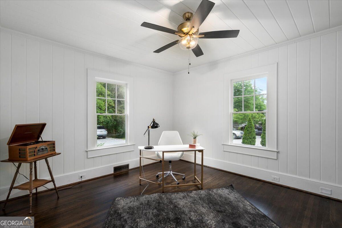6104 Floyd Street Ne Property Photo 23
