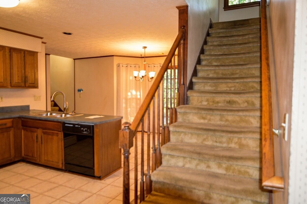 3140 Oak Springs Court Property Photo 4