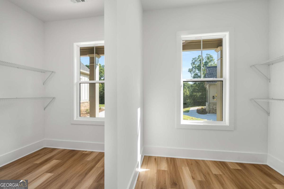 7252 Creekside Way Property Photo 41