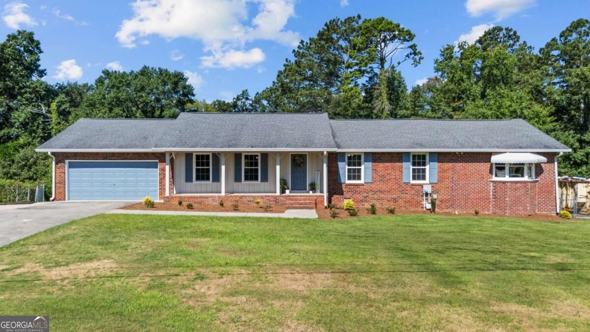 453 Mountain View Road Se Property Photo 1