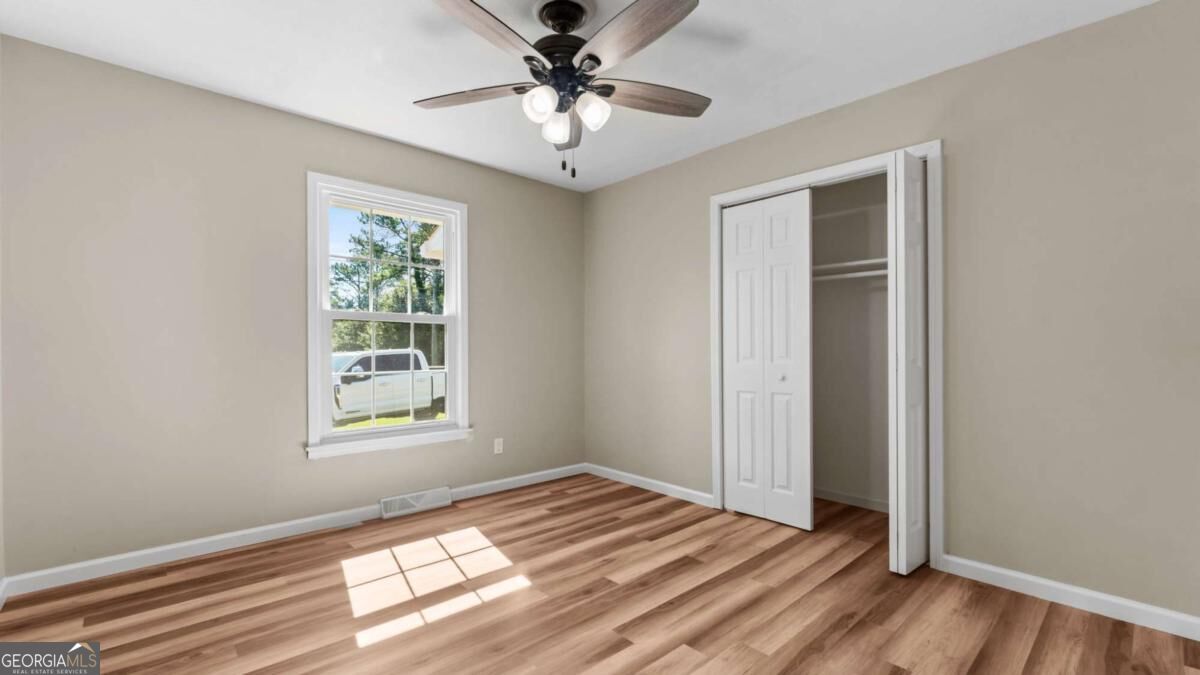 453 Mountain View Road Se Property Photo 16