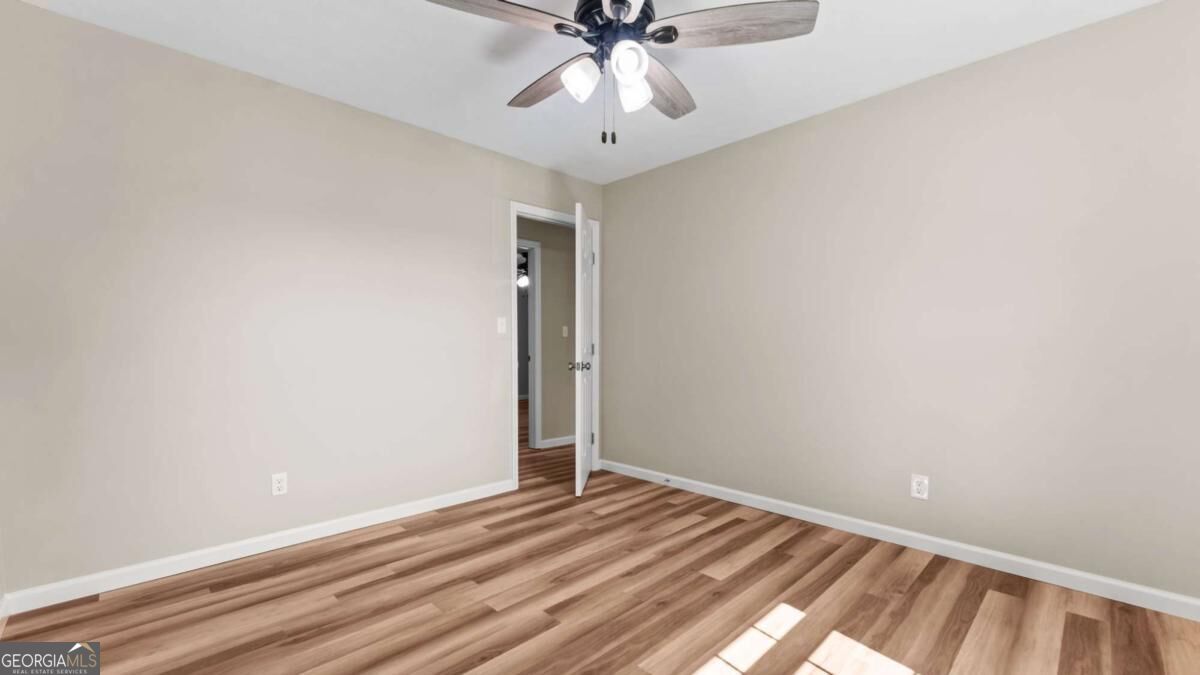 453 Mountain View Road Se Property Photo 17