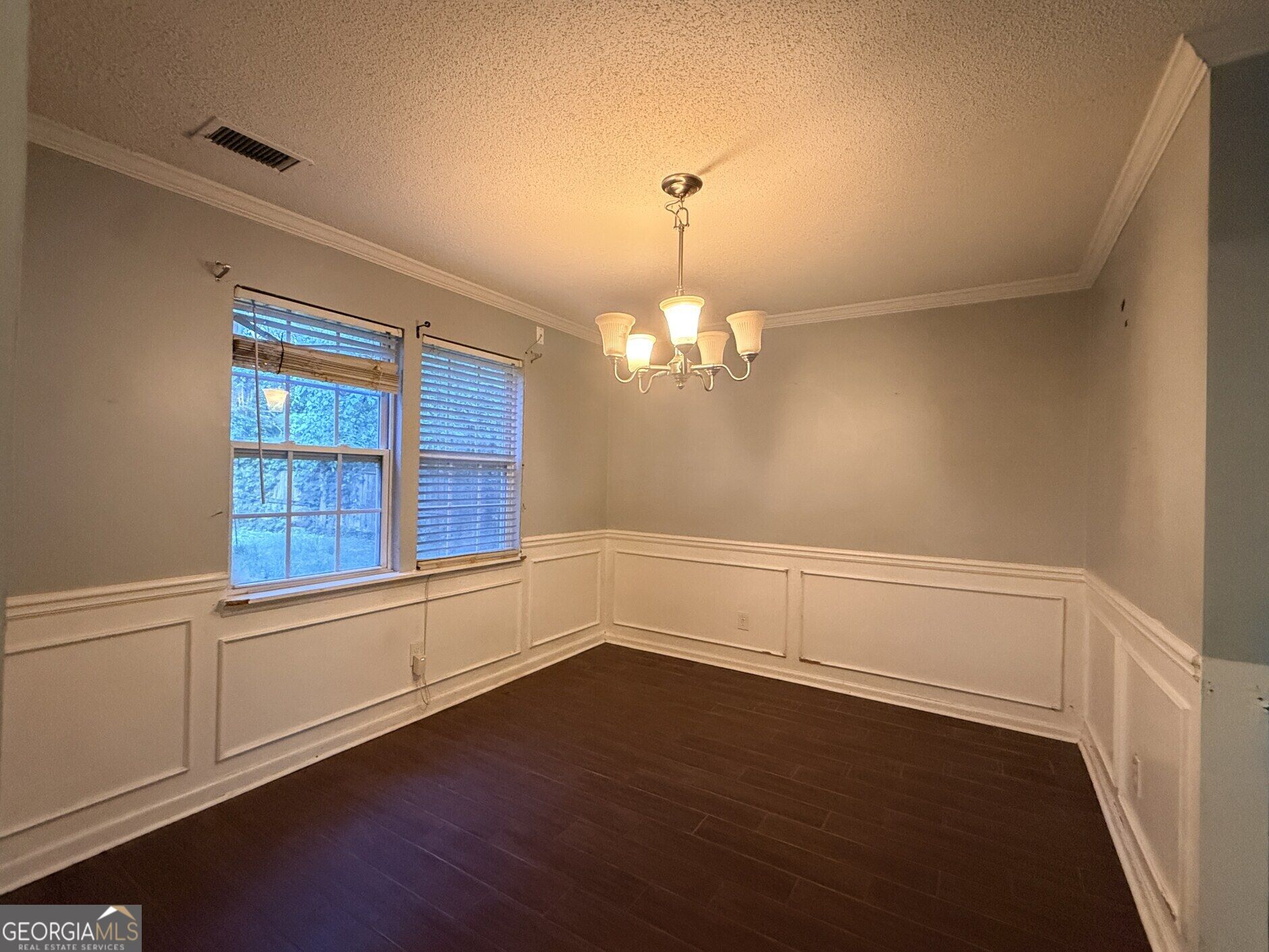 844 Chapman Circle Property Photo 3