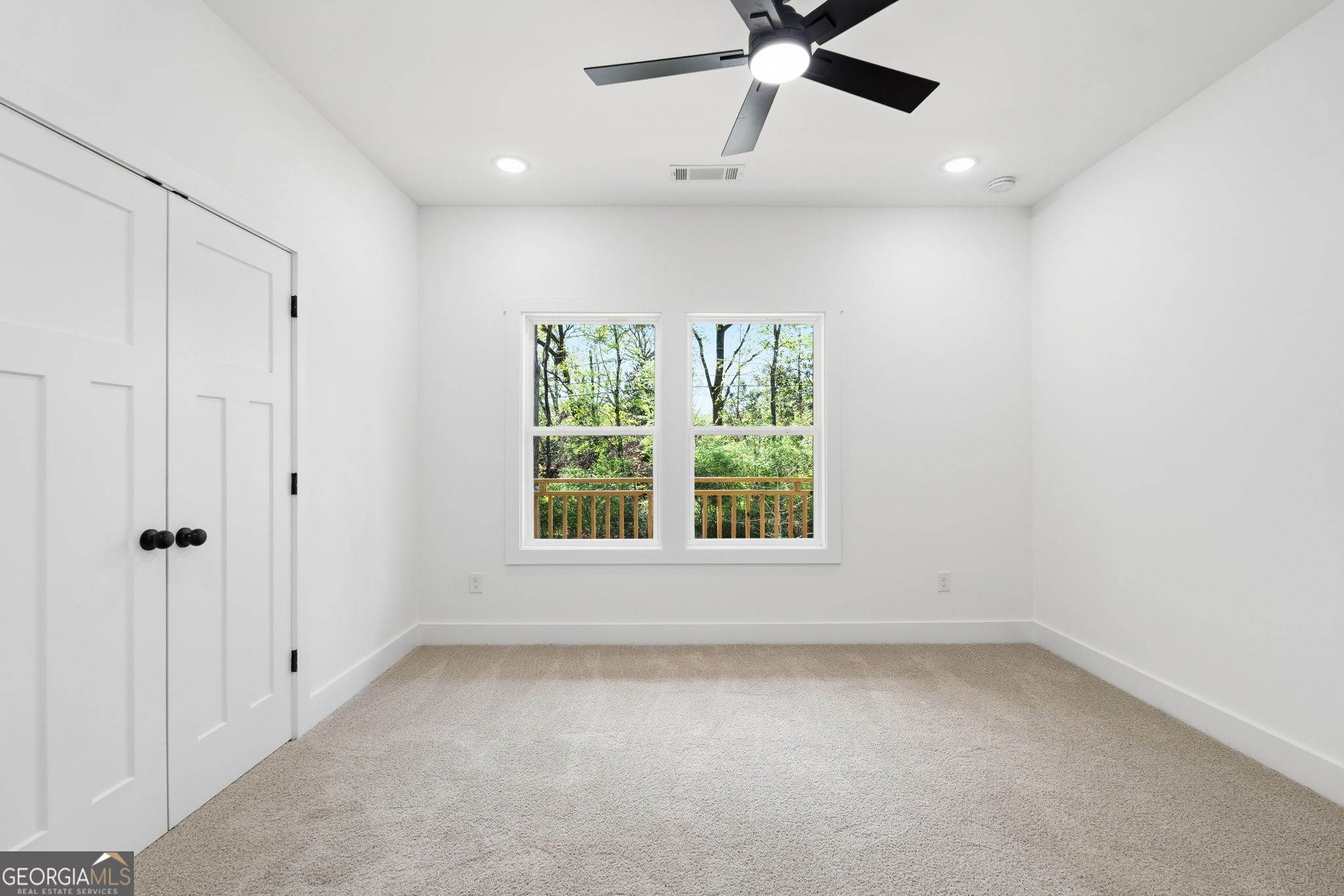 5173 Martin Street Se Property Photo 27