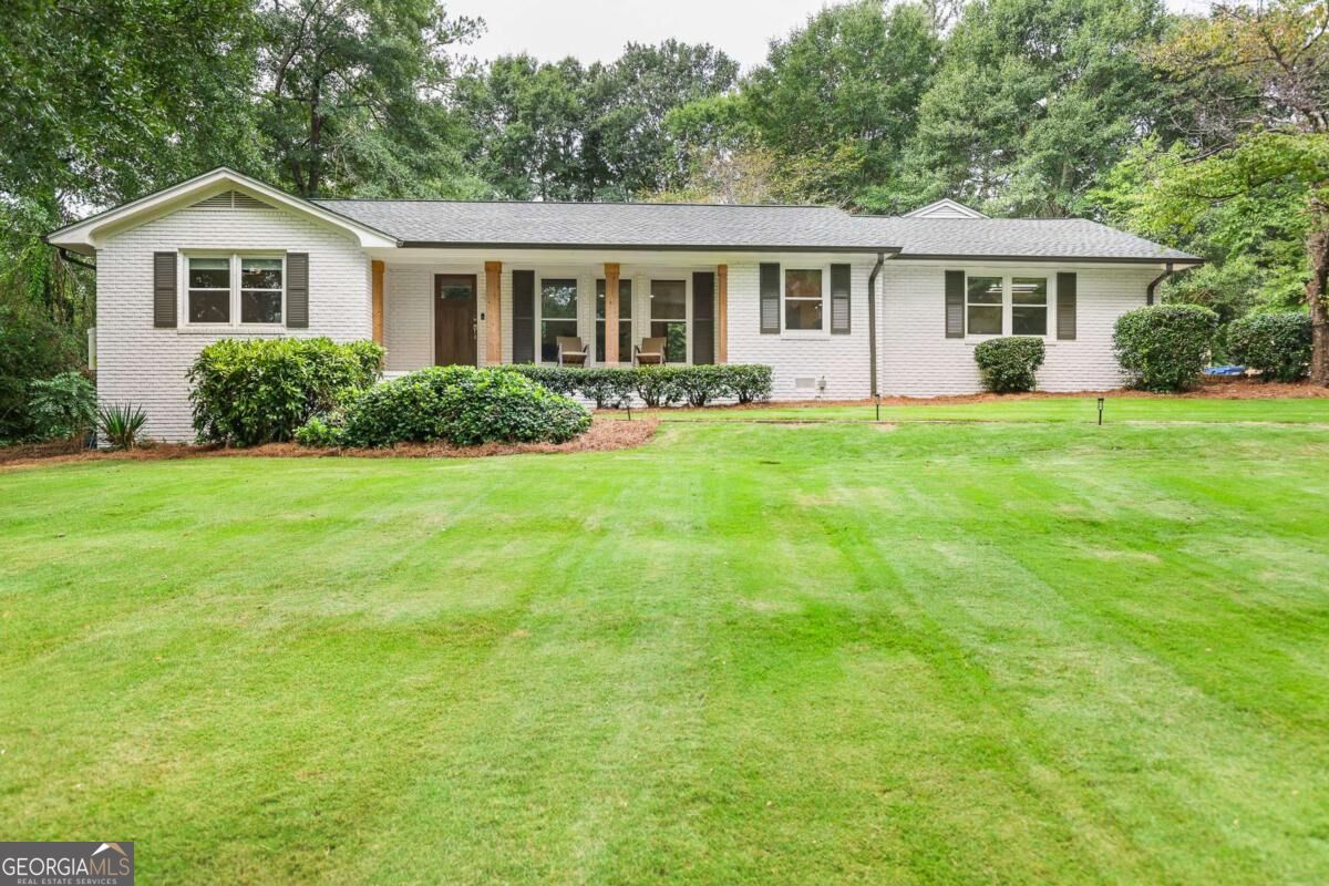 285 Pinewood Circle Property Photo 1