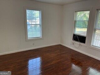 720 Baker Street Property Photo 4