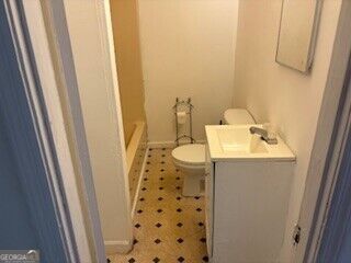 720 Baker Street Property Photo 7