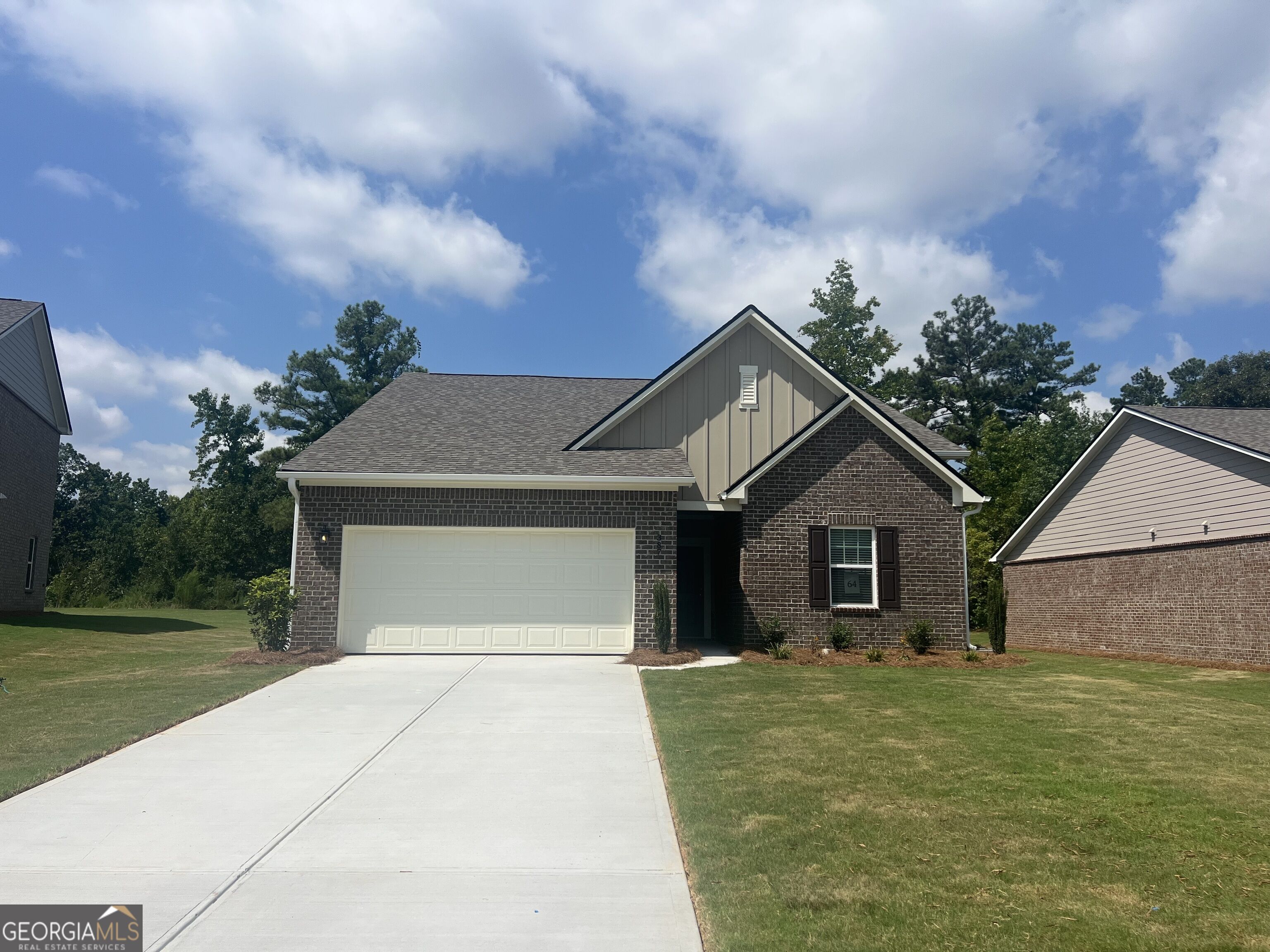 387 Silverton Drive Property Photo 1