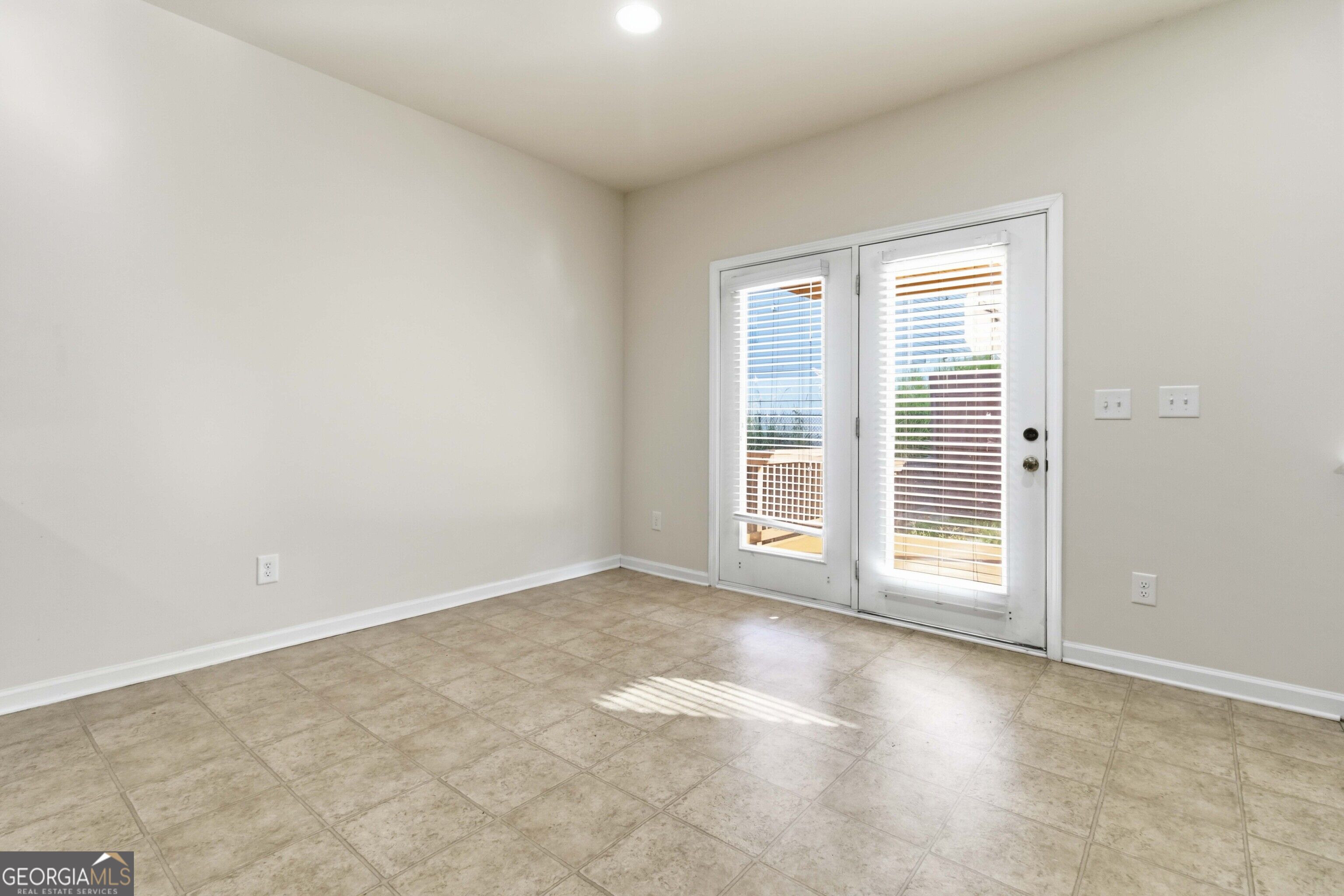 2138 Dodson Woods Drive Property Photo 12