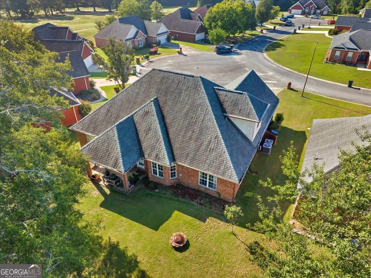 609 Links View Drive Property Photo 8