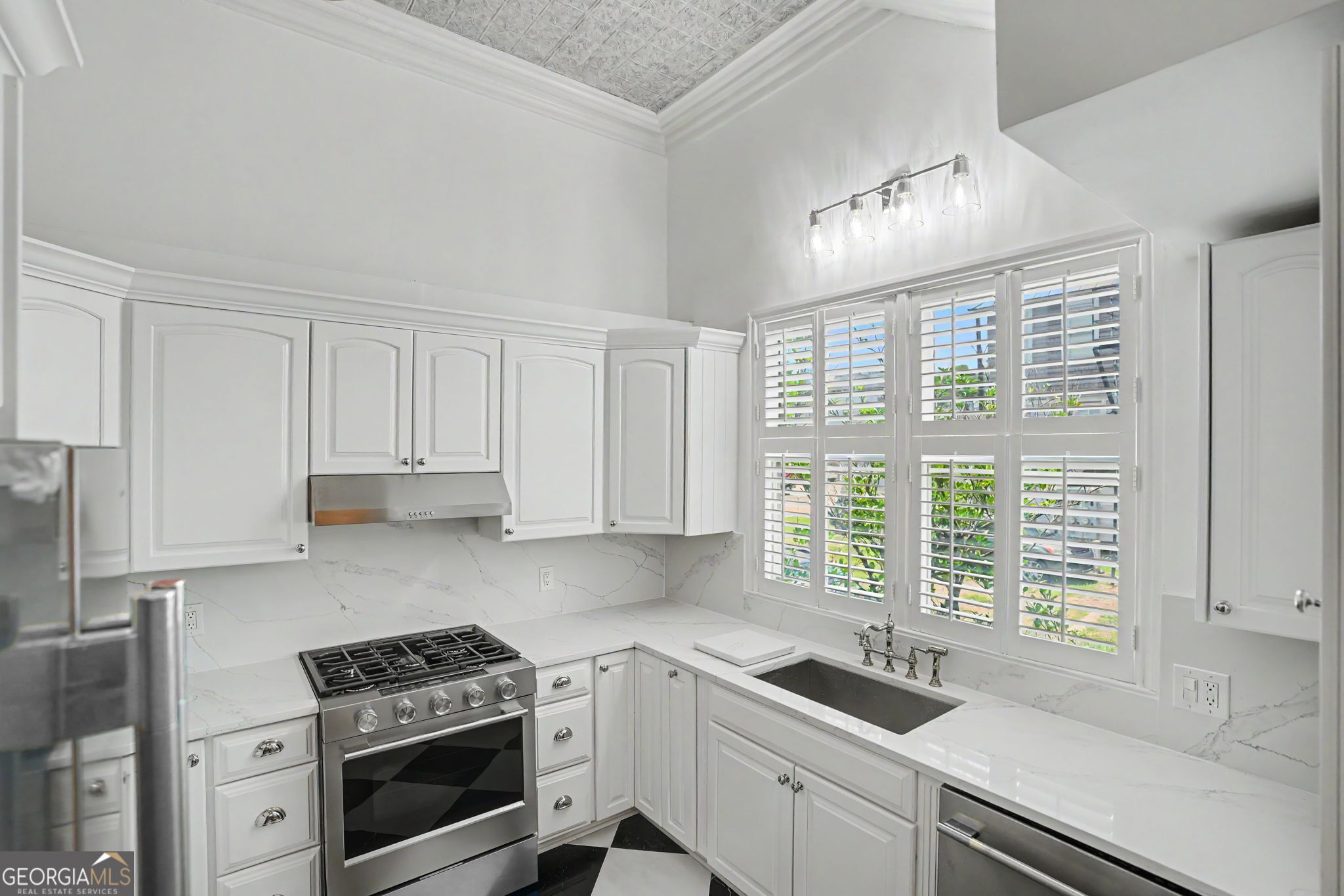 207 E Gwinnett Street Property Photo 23