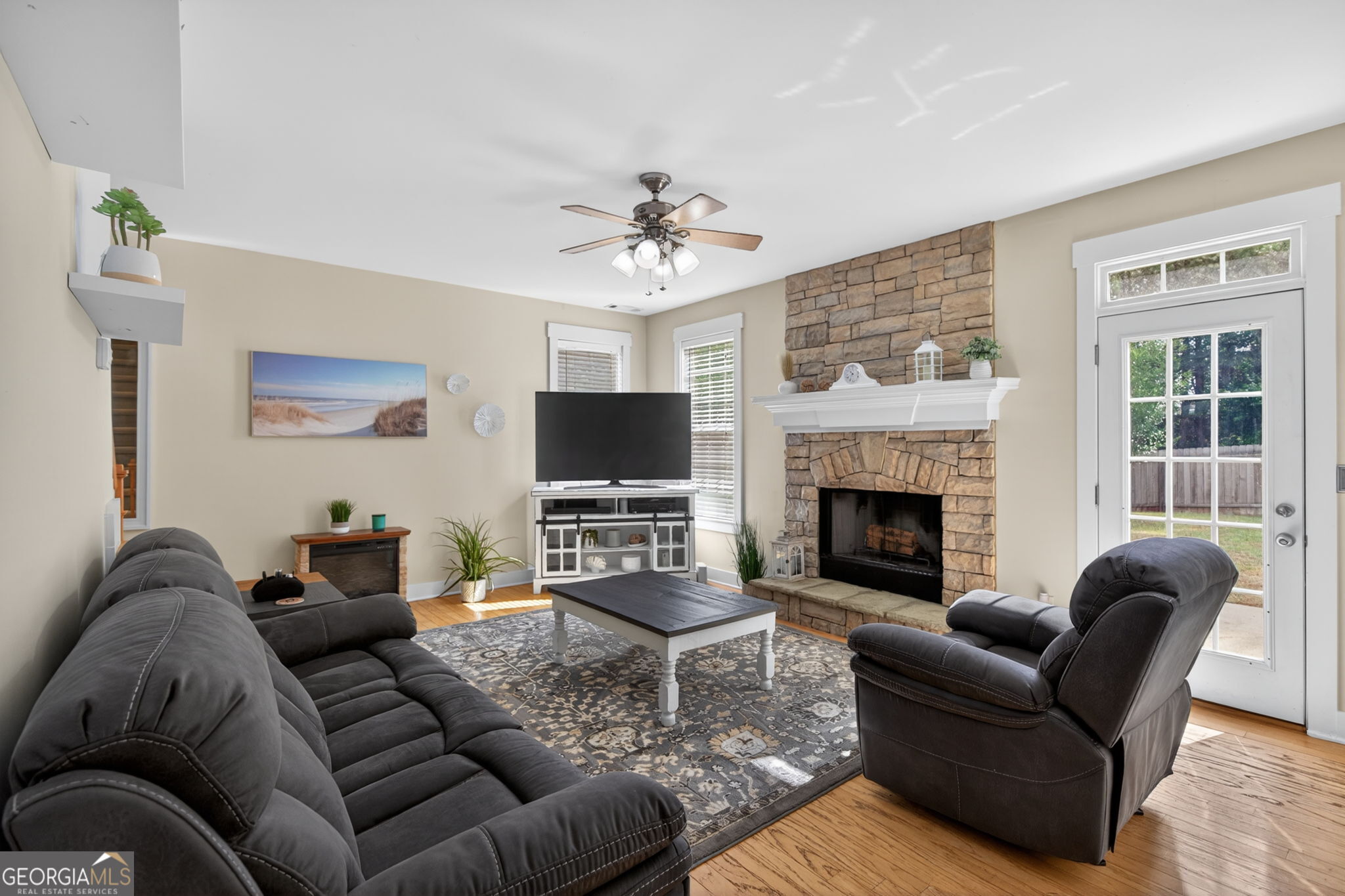 507 Rippling Court Property Photo 12