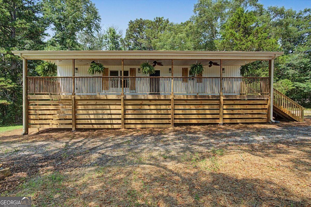 938 Mandeville Road Property Photo 2