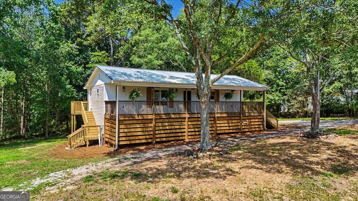 938 Mandeville Road Property Photo 12