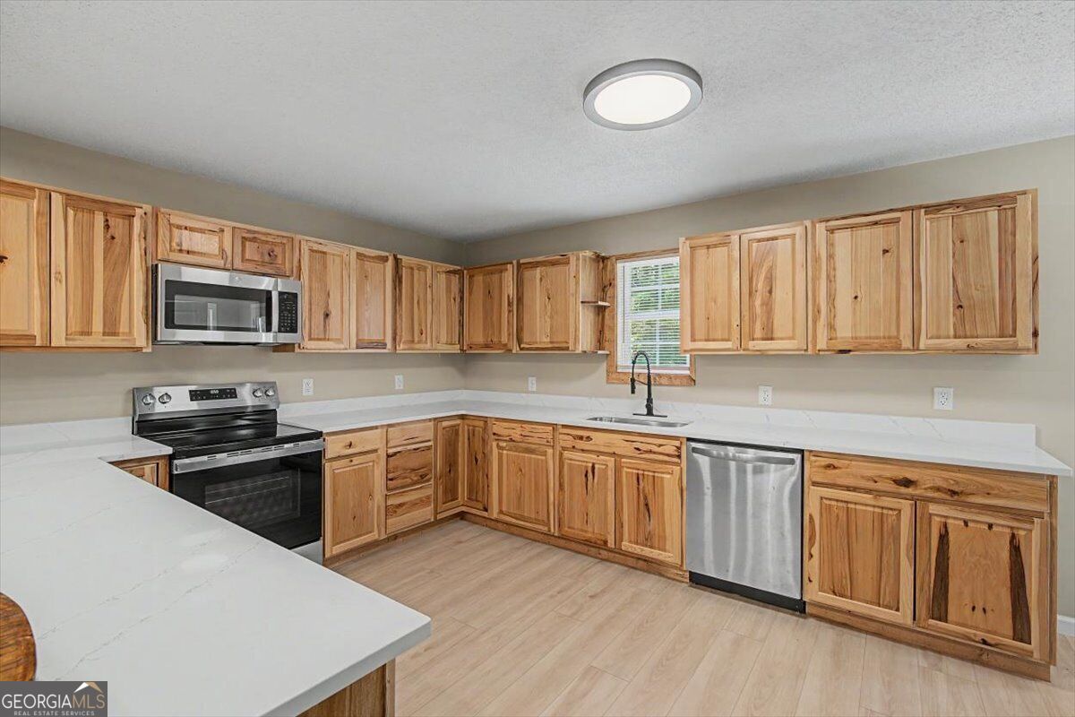 938 Mandeville Road Property Photo 22