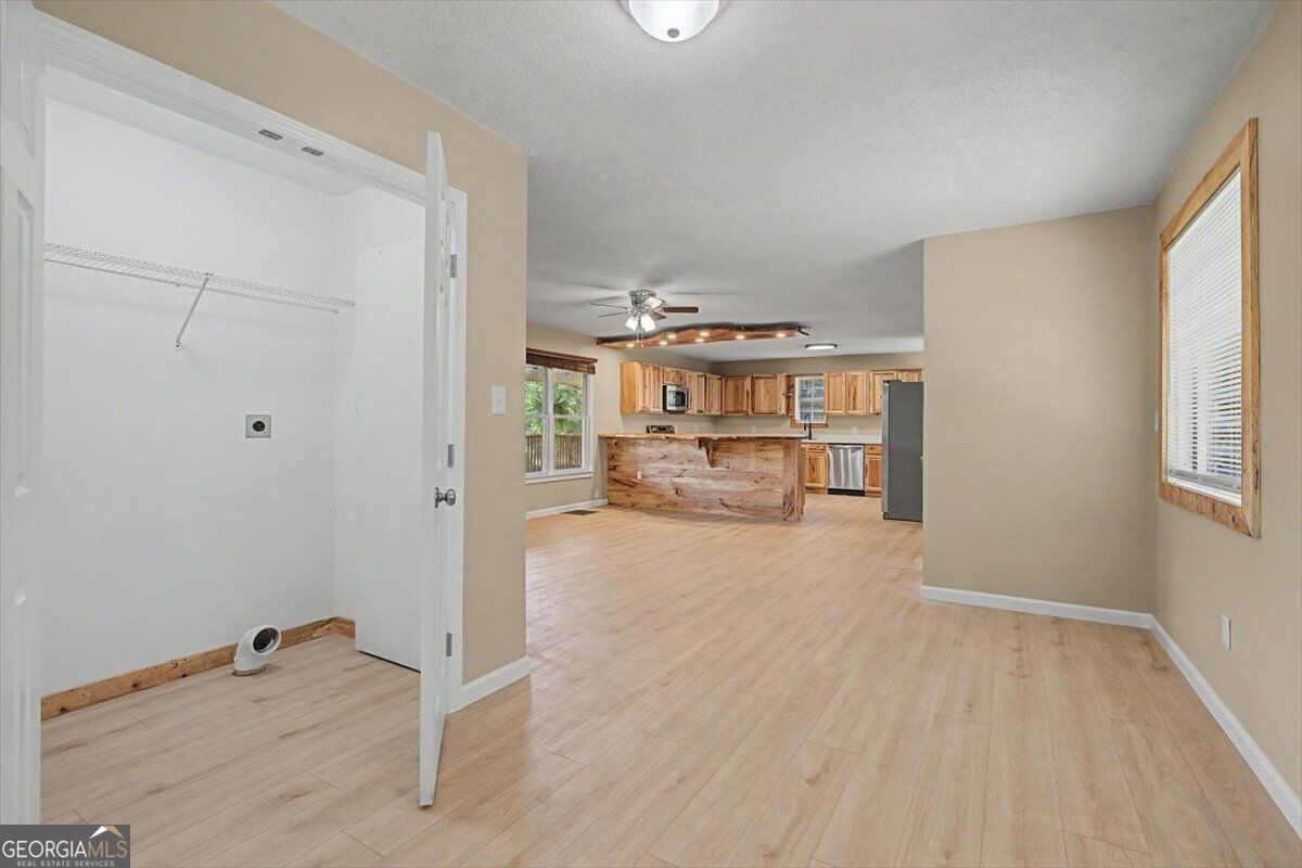 938 Mandeville Road Property Photo 35