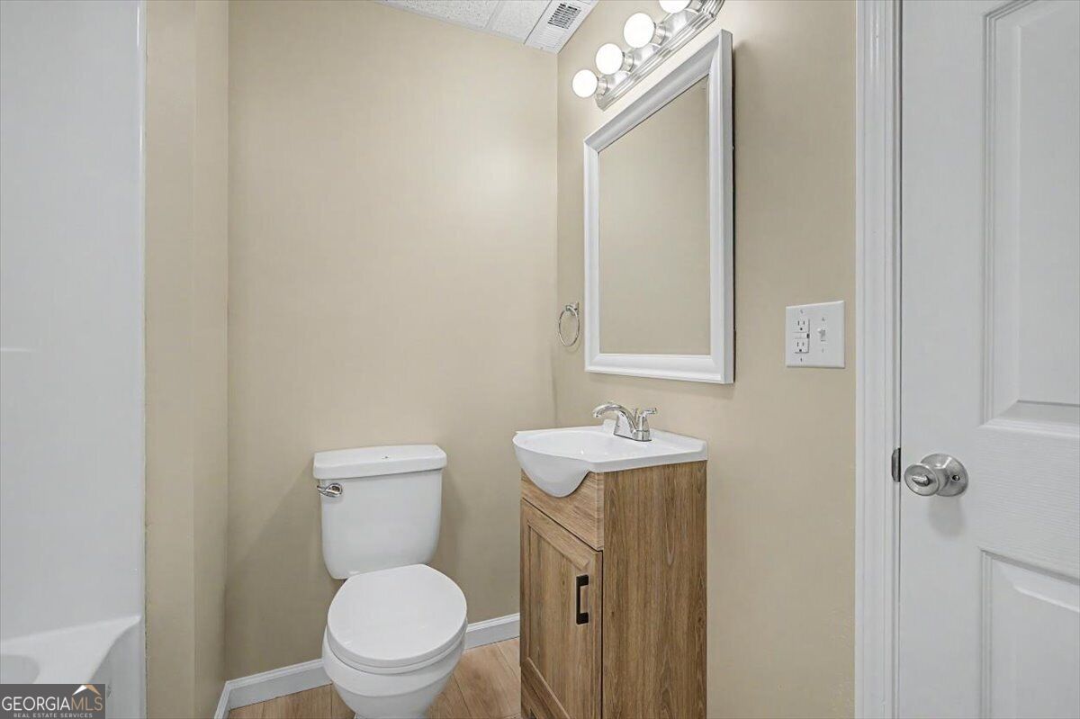 938 Mandeville Road Property Photo 49