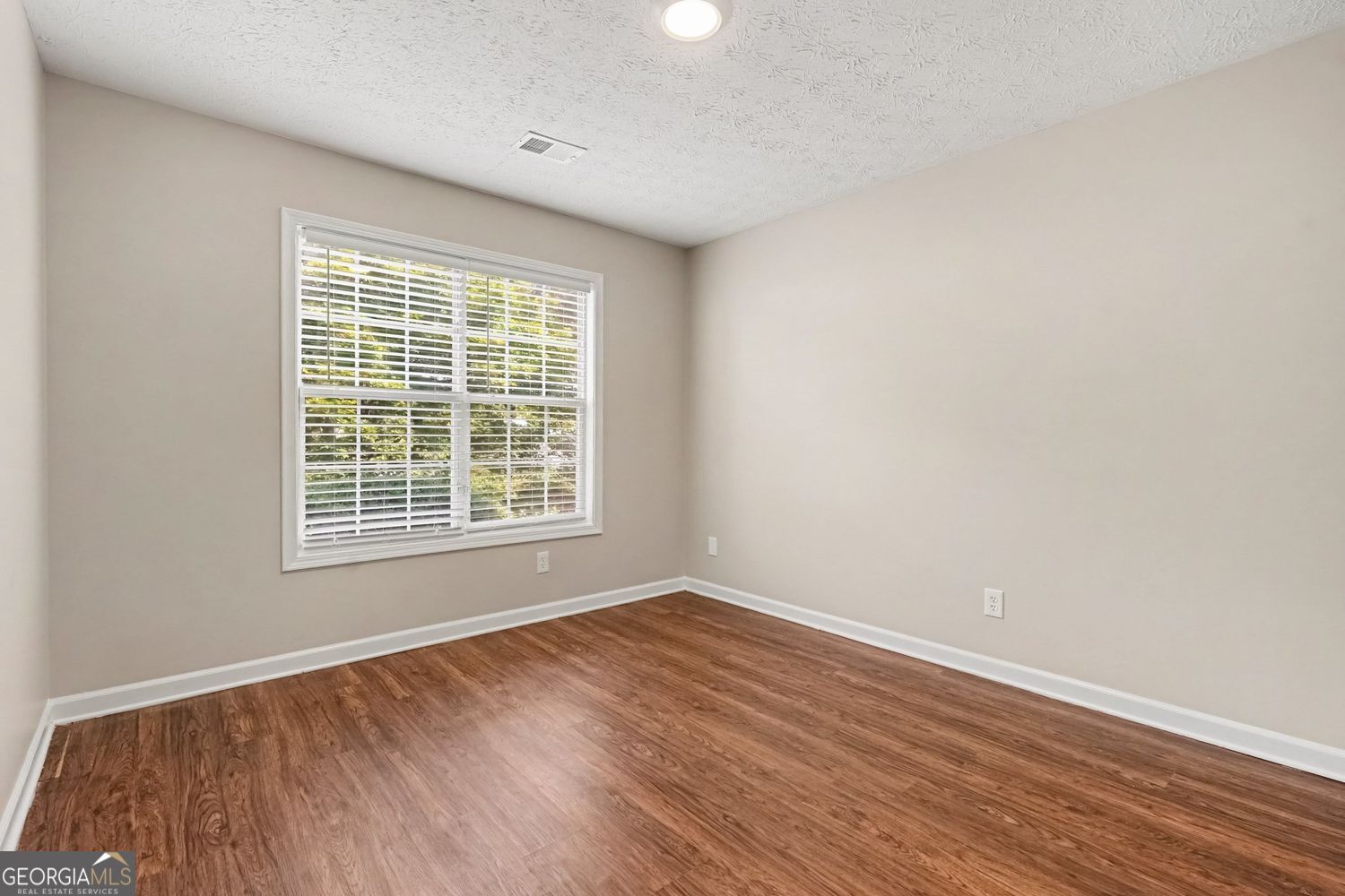 740 Chatham Park Drive Property Photo 13