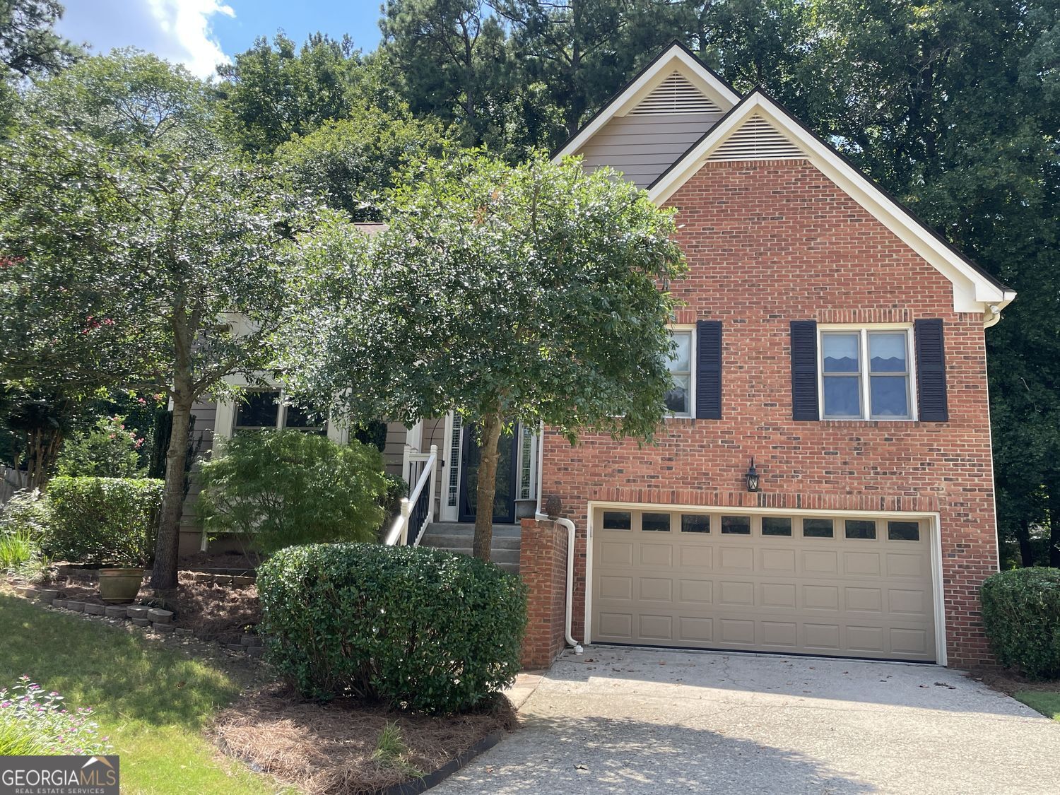 820 Kenley Walk Property Photo 1