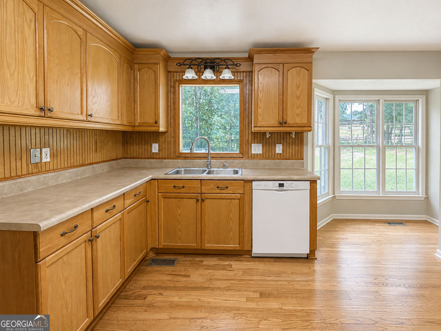 2008 Brooks Road Property Photo 4