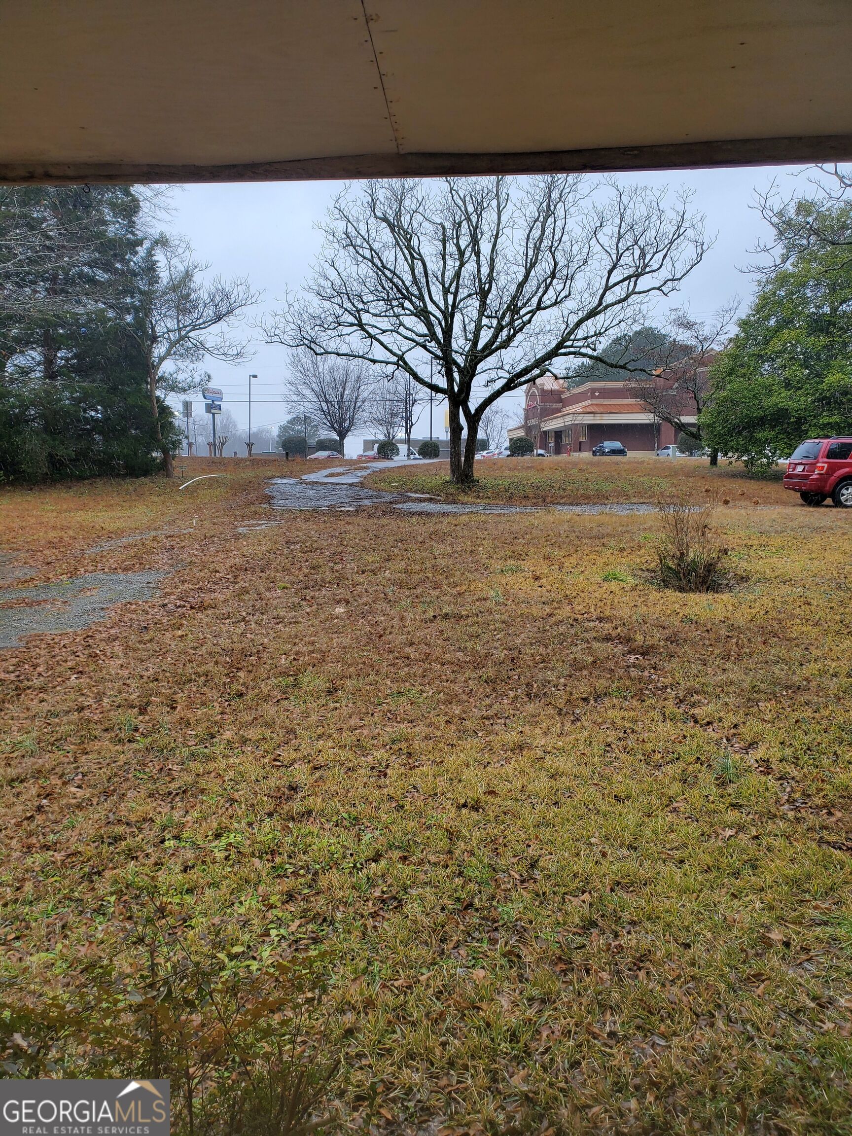 1640 Zebulon Road Property Photo 11