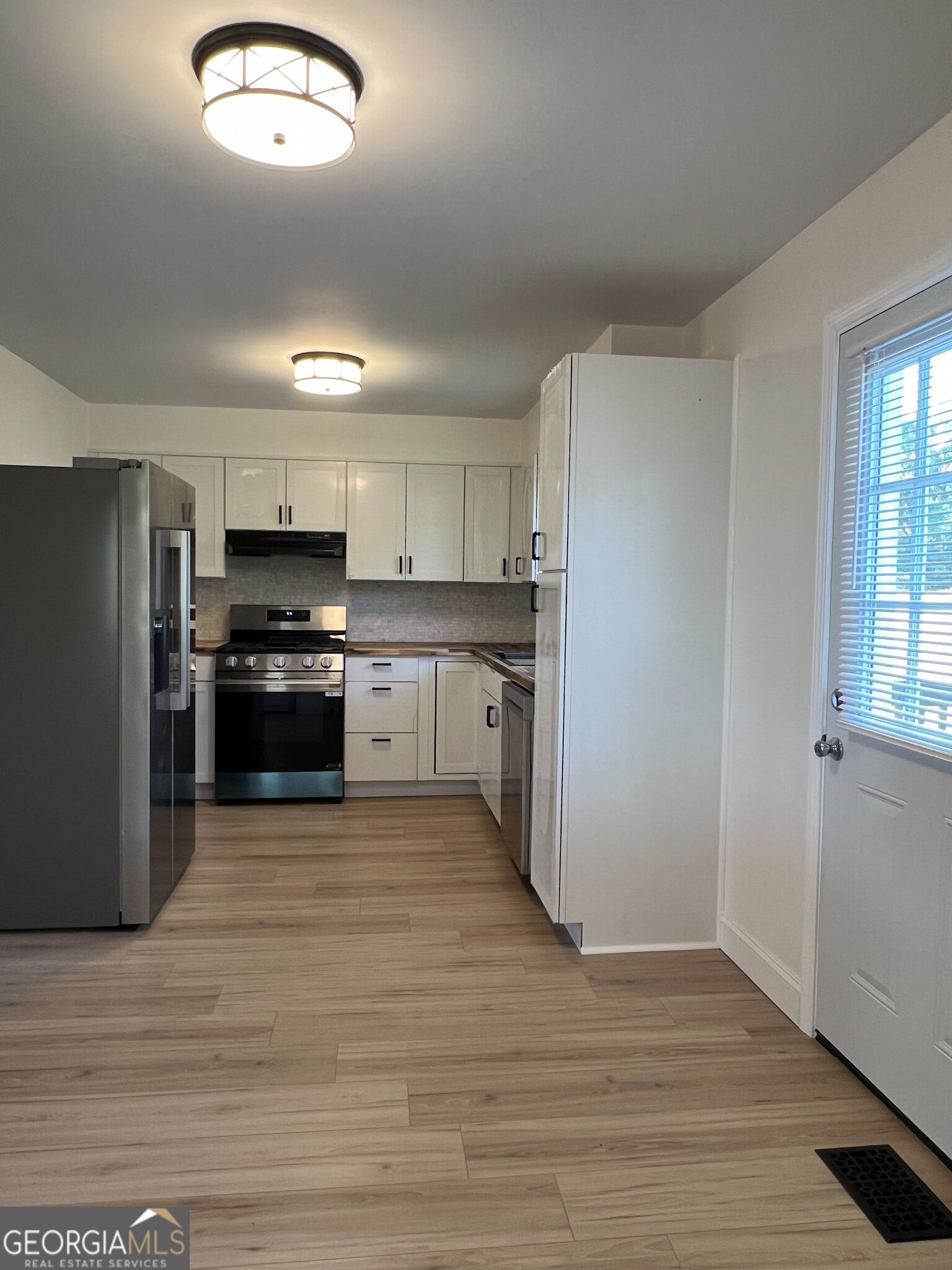 5028 Clarks Bridge Road Property Photo 11